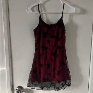 Elegant Black and Red Lace Chemise